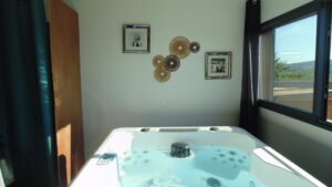 Zoom sur le spa de l'Hirondelle