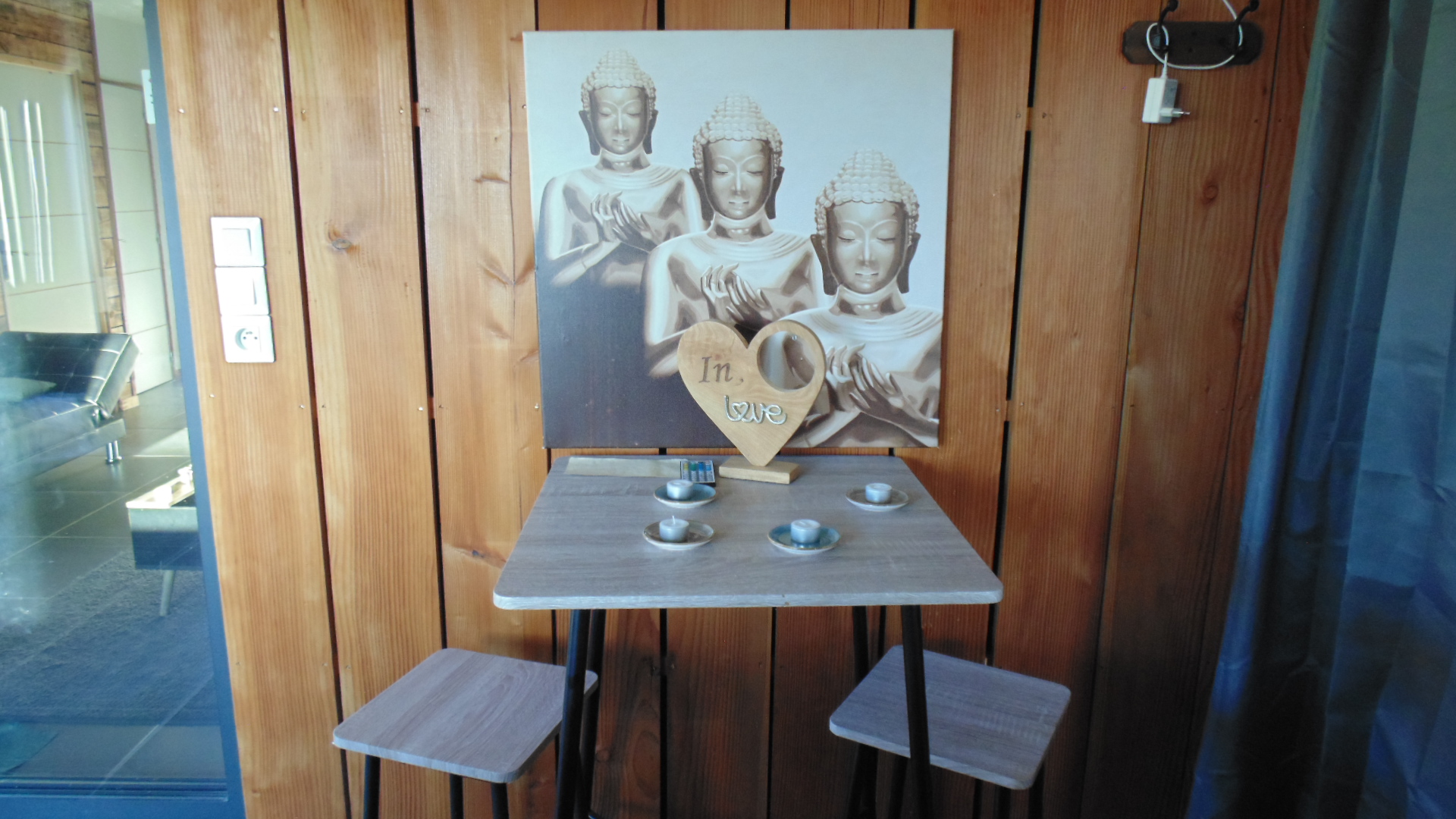 Coin petit déjeuner -L'Hirondelle